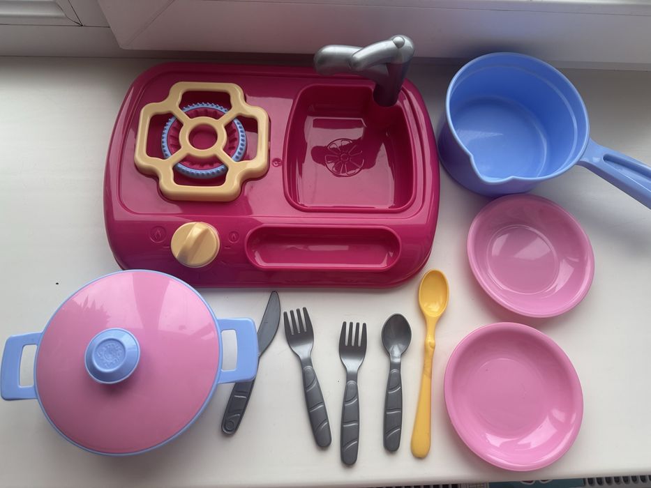 Посуд дитячий іграшковий