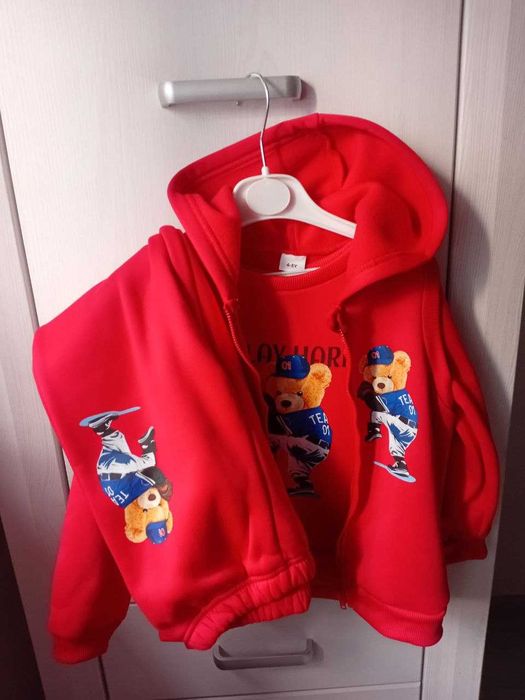 Дитячий спортивний костюм