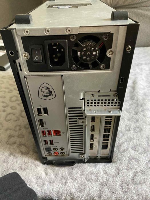 Komputer Msi Infinite S Gamingowy GTX 1660 Ram 16 Gb 1 TB i5 9 gen