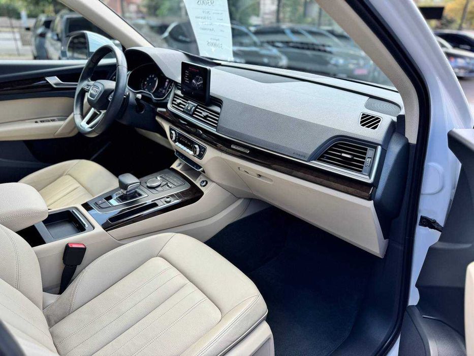 Audi Q5 Premium 2019p