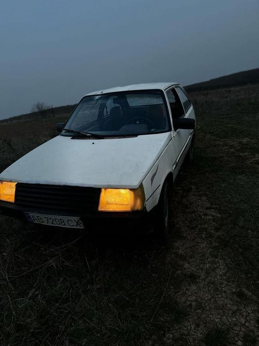 Продам машину Таврія