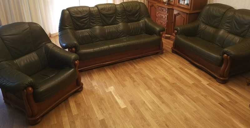 Dębowy skórzany komplet wypoczynkowy: sofy (3+2), fotel. WANAT MEBLE
