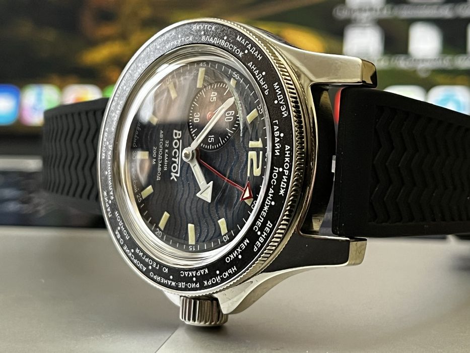 Мужские Наручные часы Восток Амфибия 13003В абсолютно новые