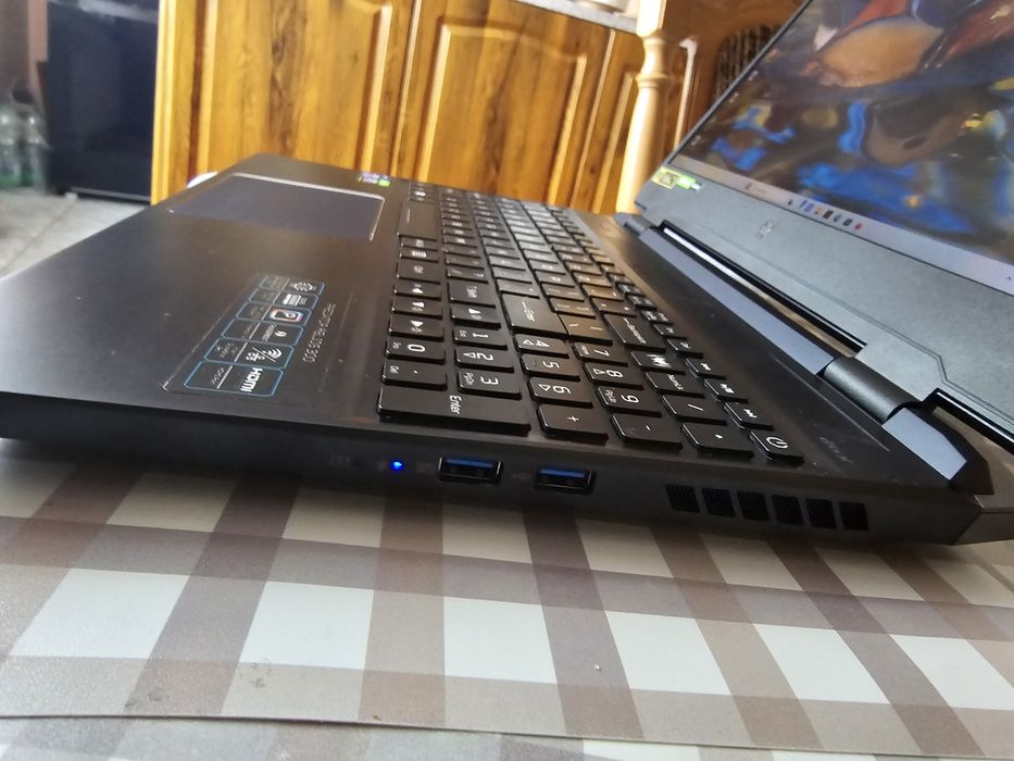 Laptop Gamingowy ACER Predator Helios 300 PH315-55 IPS 165Hz i7-12700H