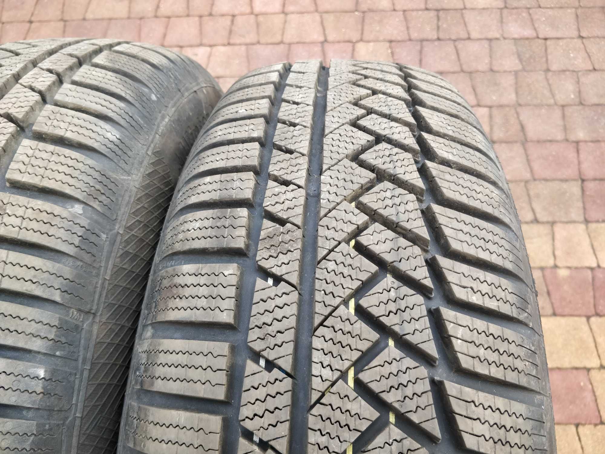 3430. Opony zimowe 215/65/17 Continental 8.5mm 2023r cena za 2szt