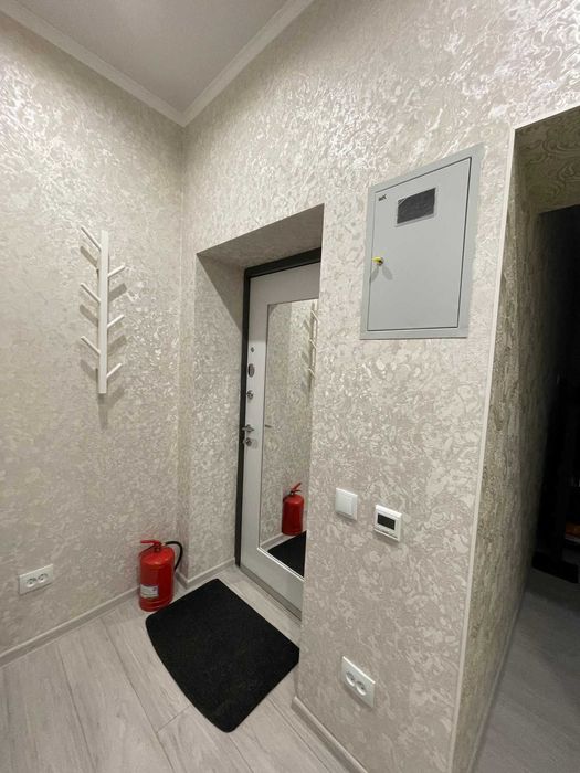 Центр! 2к. сталінка з новим ремонтом