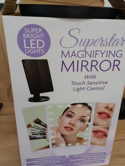 Продам зеркало с подсветкой