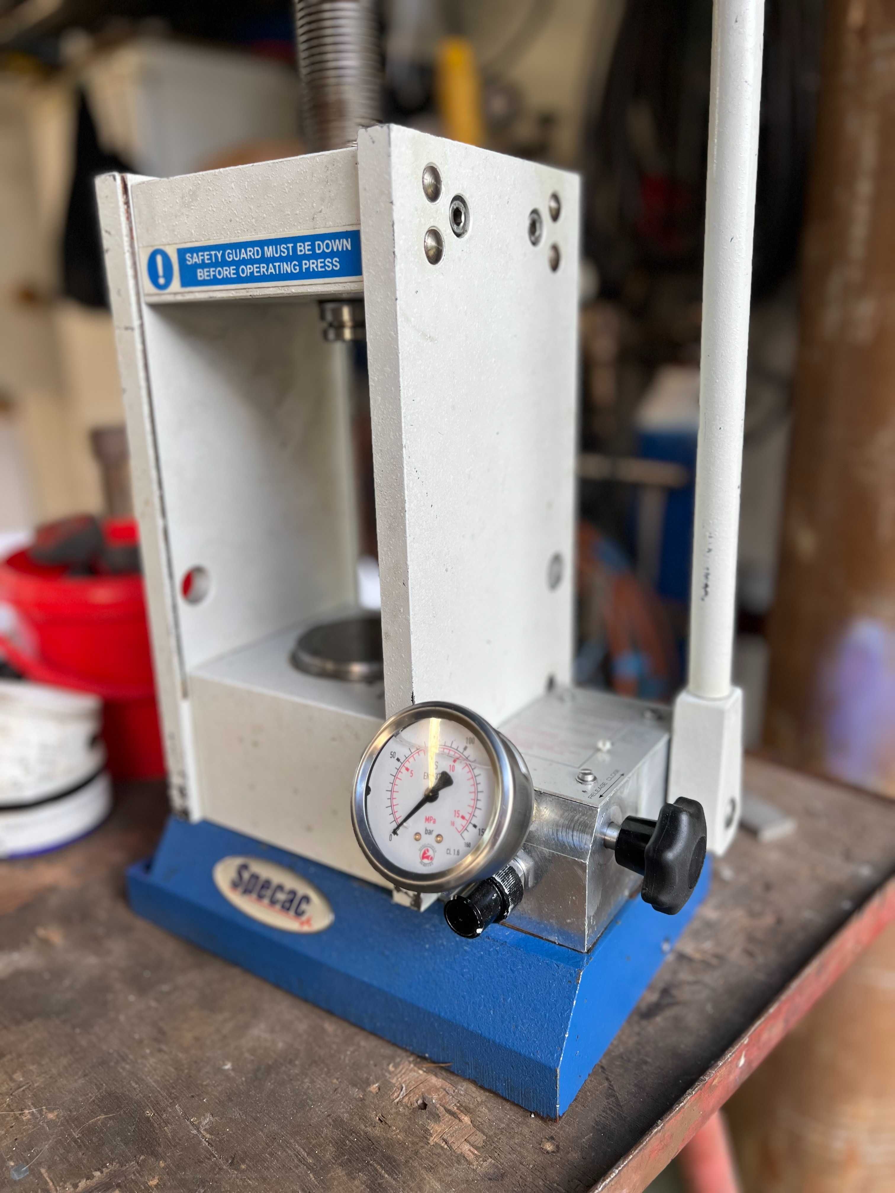 Prasa laboratoryjna 15T Specac