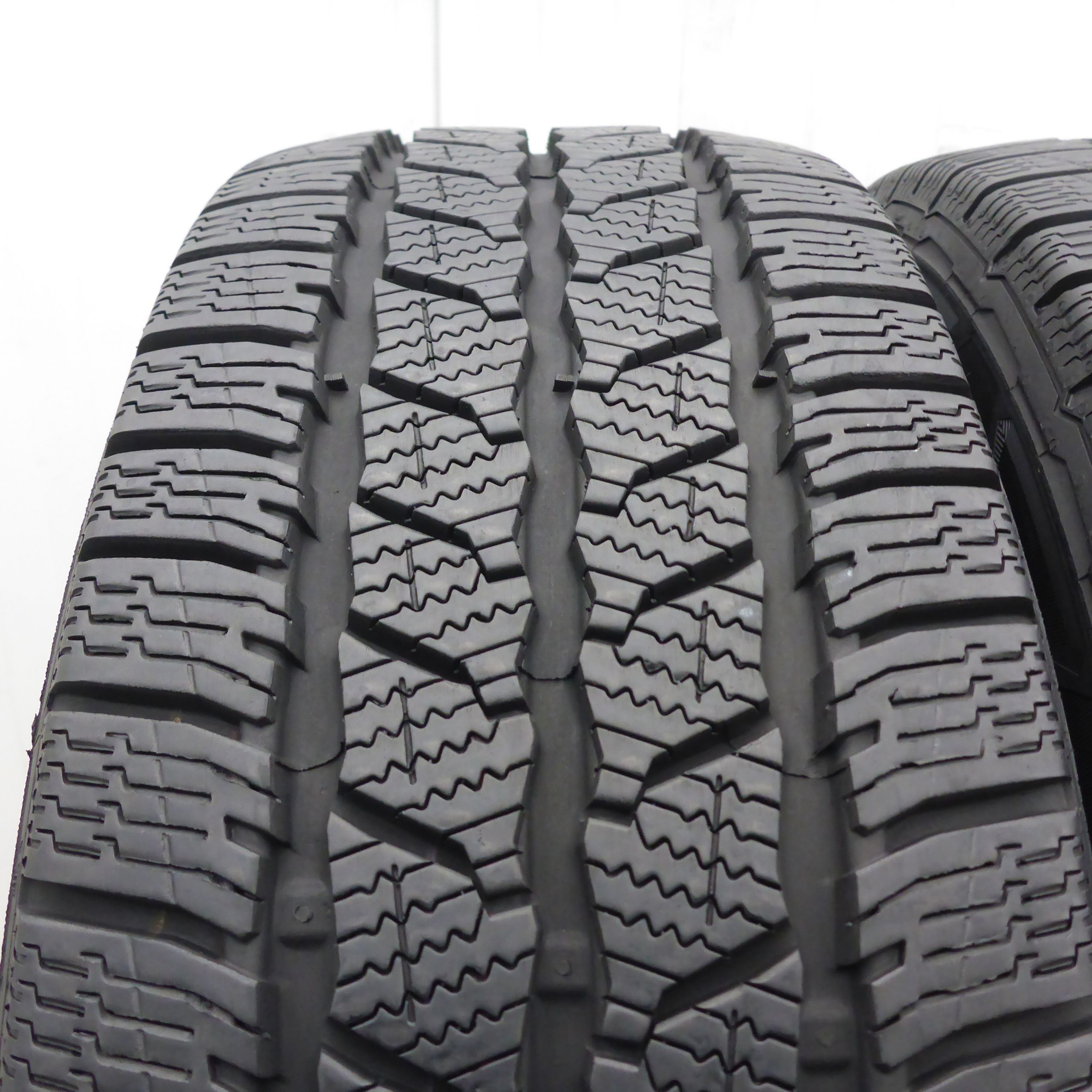 215/60/16C Continental 215/60R16C 103/101T Van Zima 9mm 2017 Jak Nowe