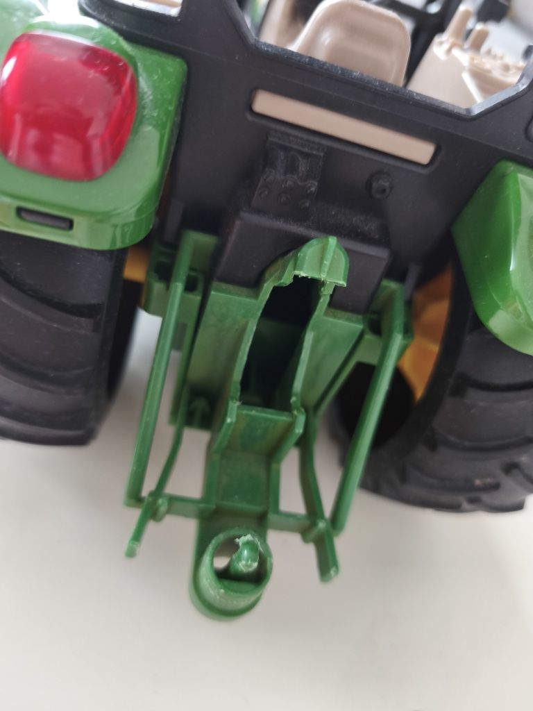 Bruder 01793 ciągnik John Deere z z przyczepą i ładowaczem