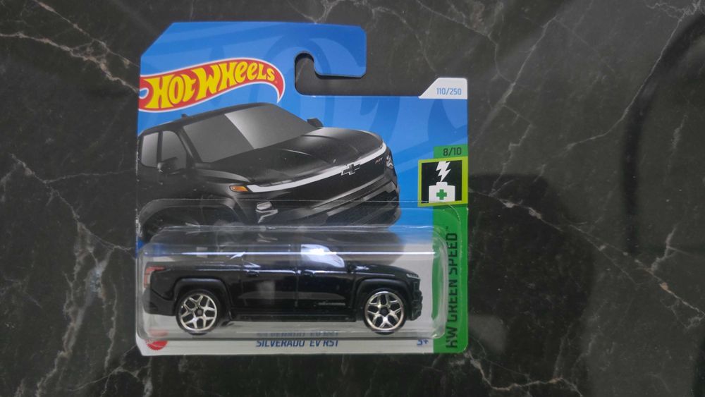 Hot Wheels Silverado Ev RST HW Green Speed 2024