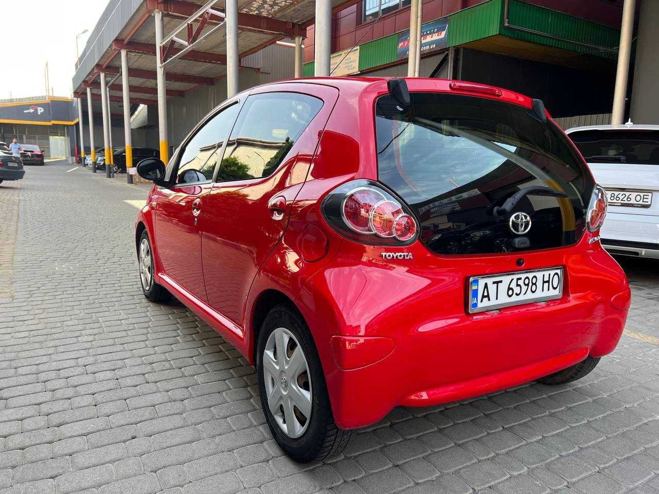 2010 Toyota Aygo   - 4700 $