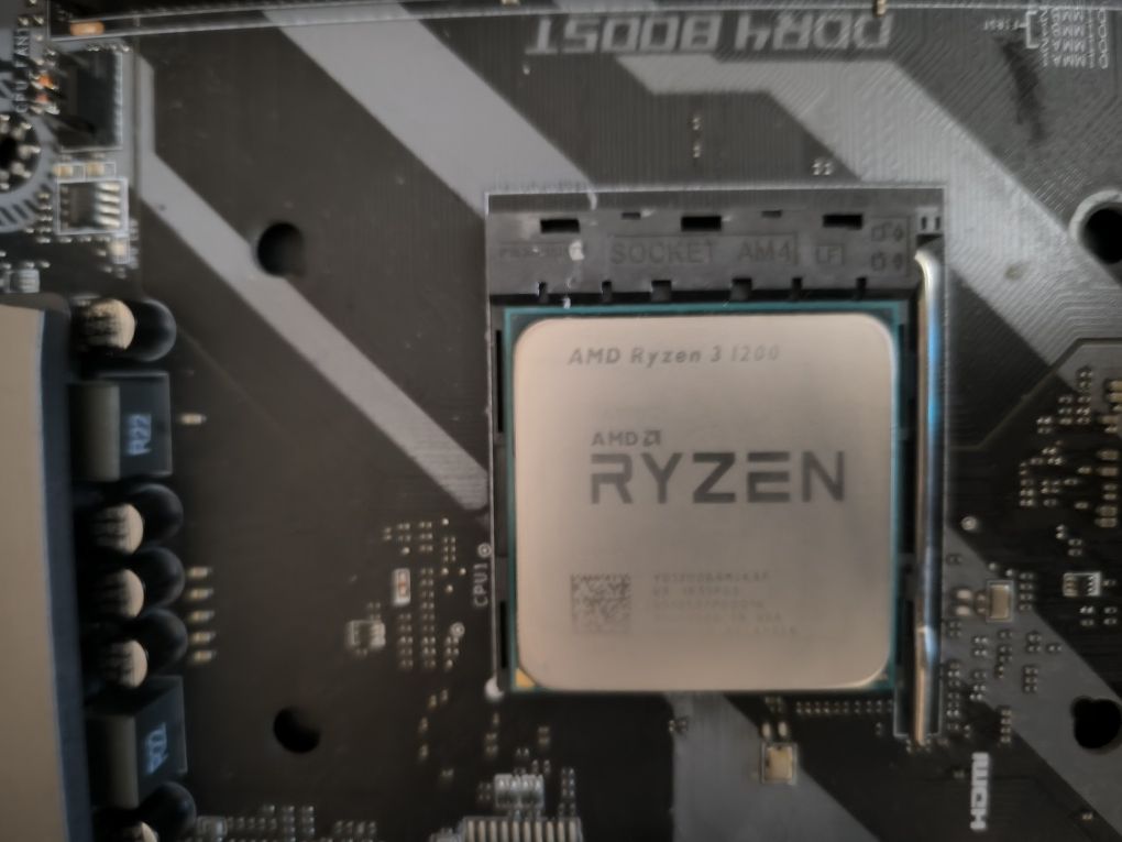 Комплект AM4 MSI B350 Tomahawk Ryzen 3 1200 16Gb