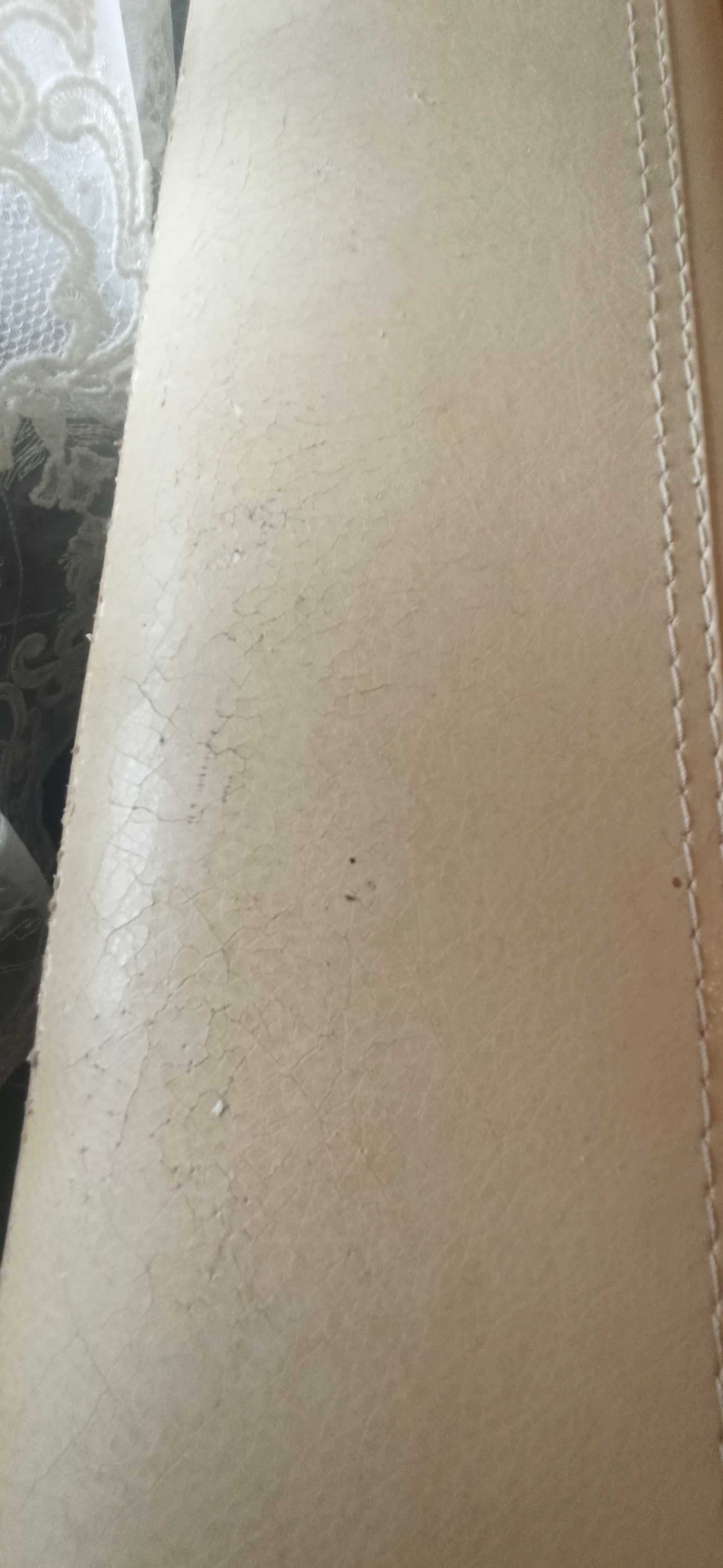 Komplet wypoczynkowy, fotele ecru