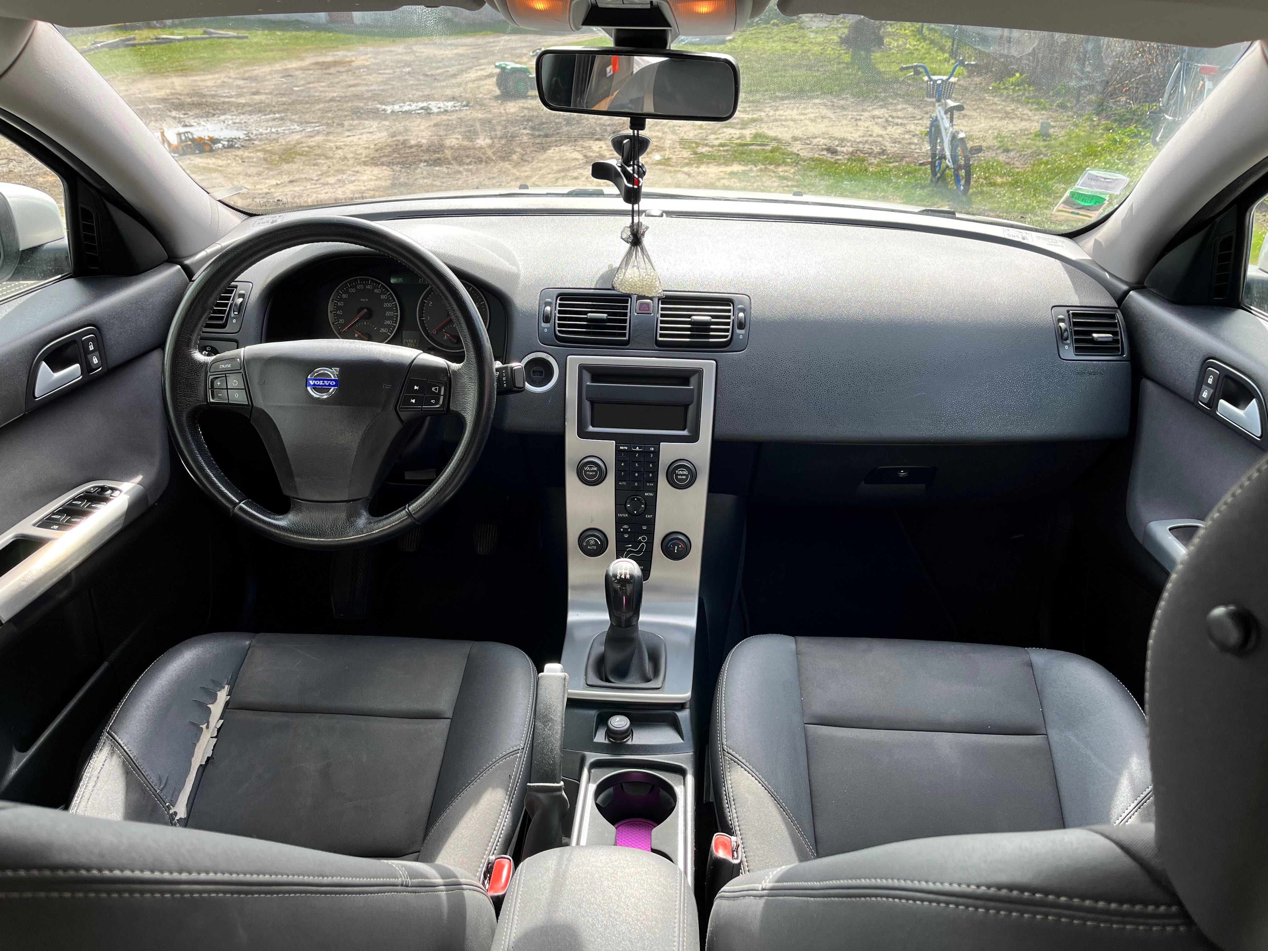 Volvo S40 1,8 b 2007 rok sedan