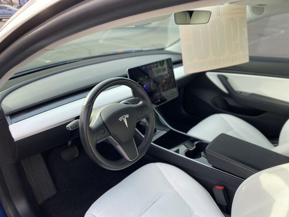 Tesla (№1030м/К1) Model 3 (ВНЕСОК від 30%) Авторинок МЕТРО