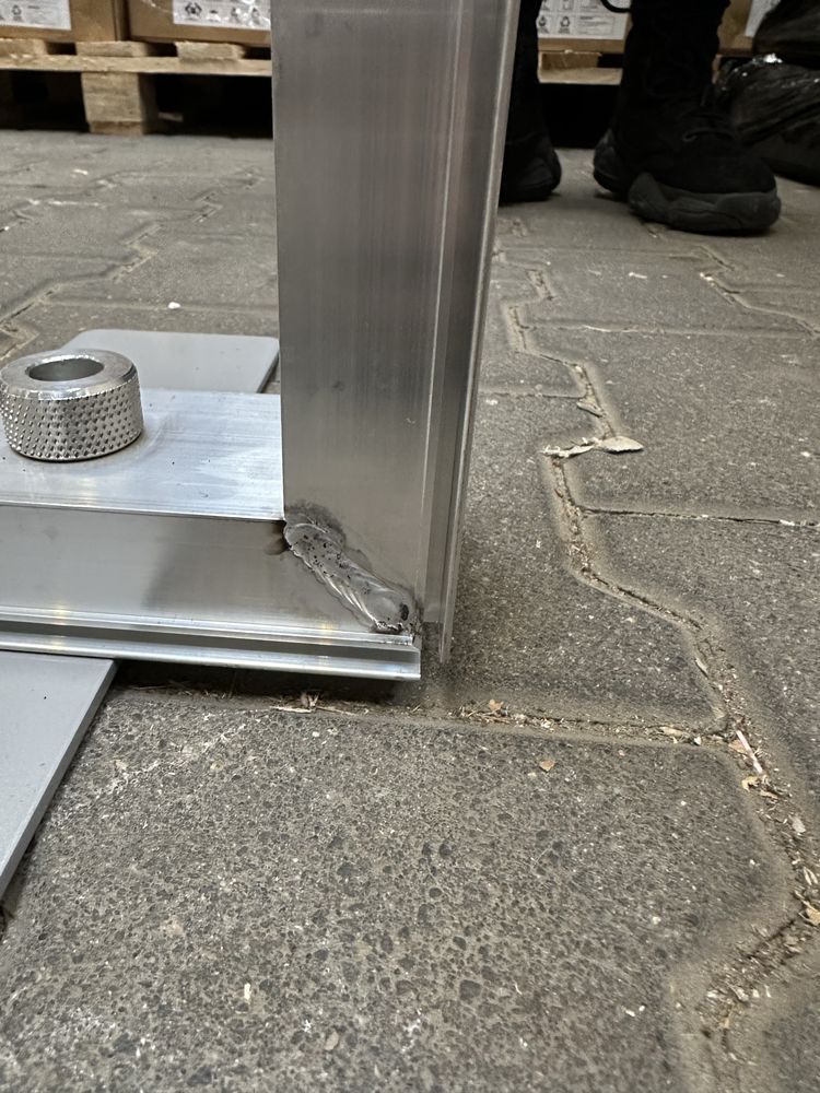 System modulowy aluminiowy 15 ram do budowy stoisk