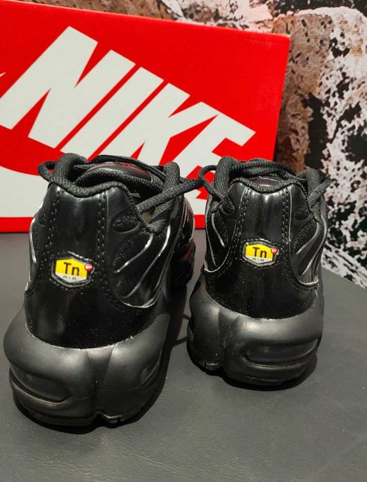 "Buty Trampki" Nike_Air_Max_TN_Plus_Black_R.36