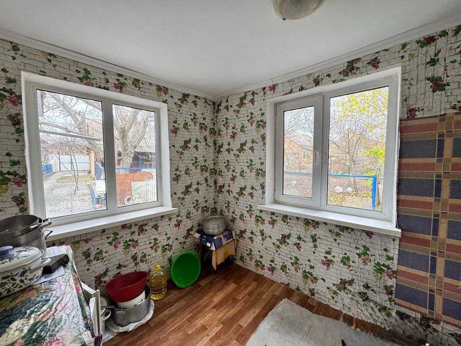 Продаж окремостоячого будинку в смт Турбів