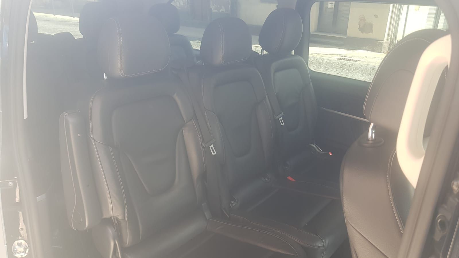 Mercedes-Benz V250