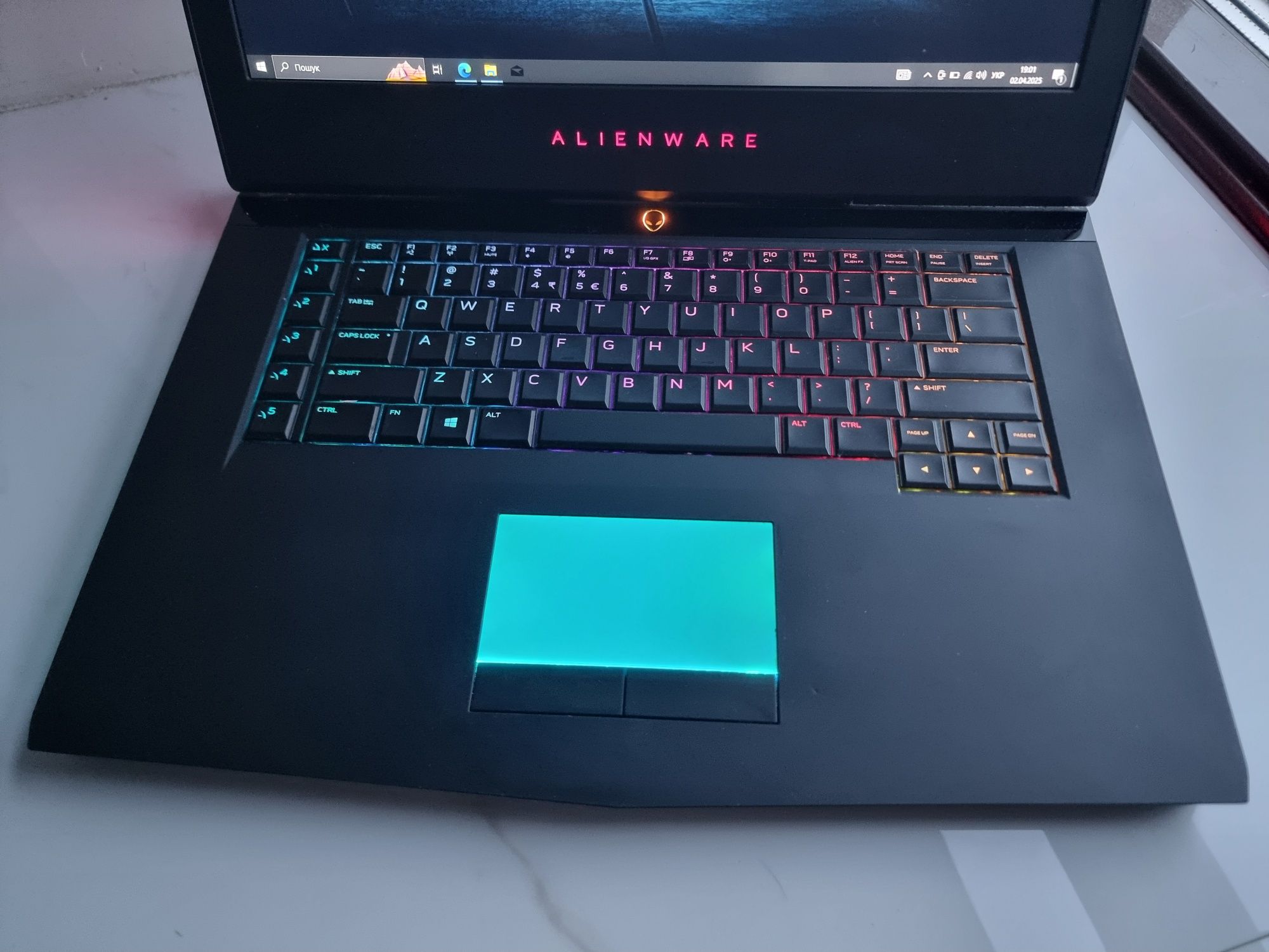 DELL ALIENWARE  / GTX 1060 6gb / Core i7 / RAM 16gb /SSD 256+1000gb
