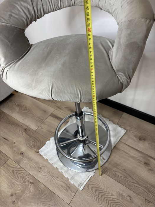 Choker/ fotel makijazowy