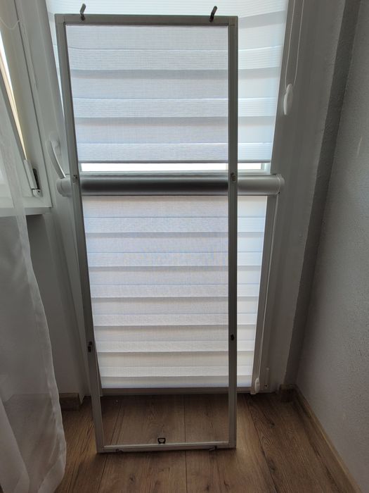 Moskitera, Siatka na okno przeciw owadom