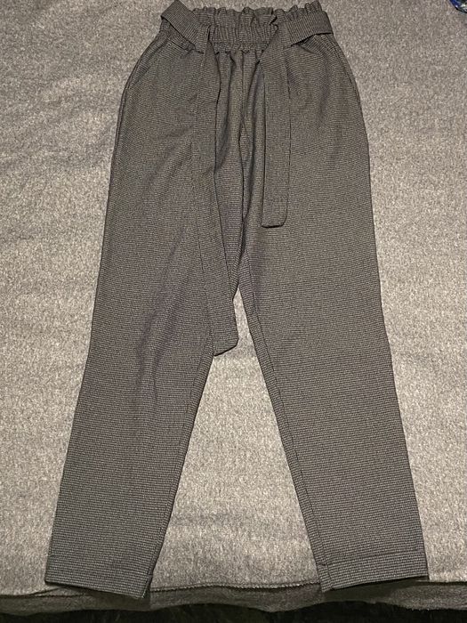 Брюки у клітинку