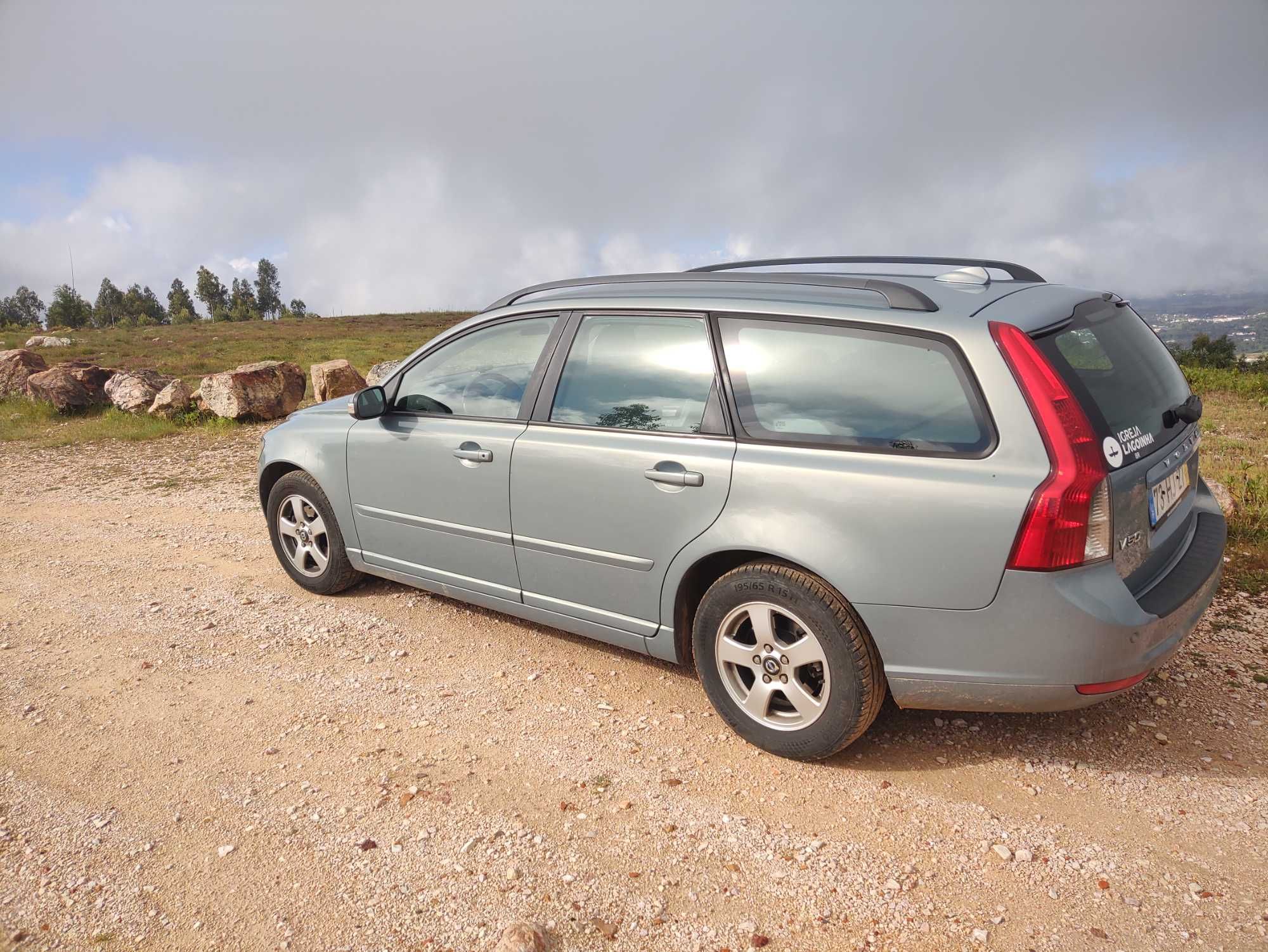 Volvo V50 totalmente revisado na marca