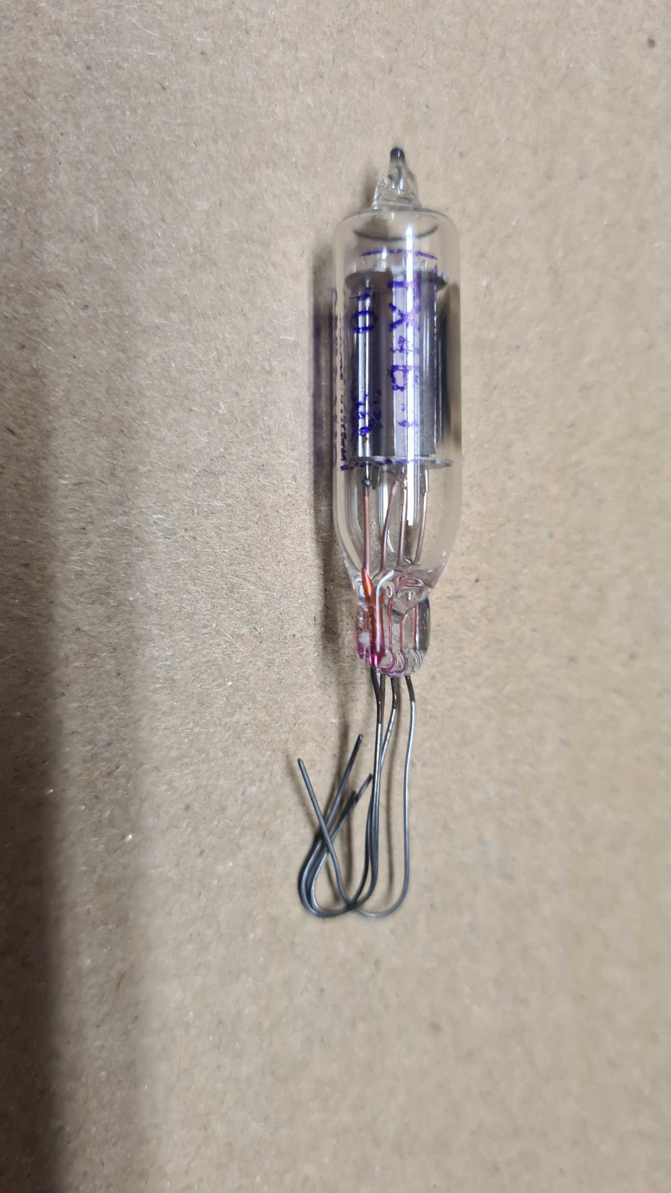 Lampa elektronowa tyratron ТХ4Б-1  TX4B-1 CCCP