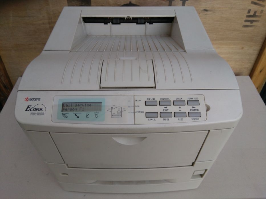 Monitor e teclado DELL  - impressora kyocera - ver descrição