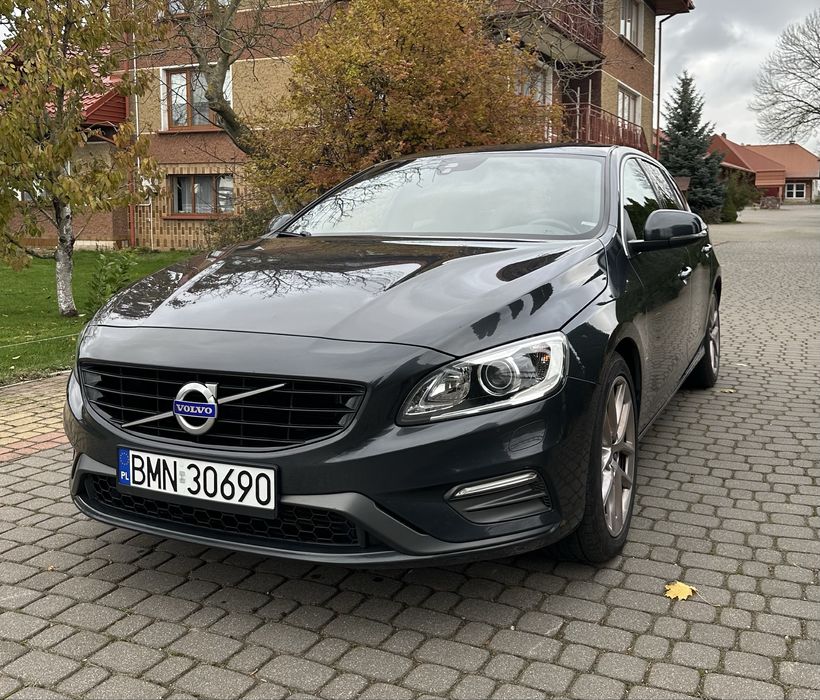 Volvo V60 2.0 D3 R-DESIGN