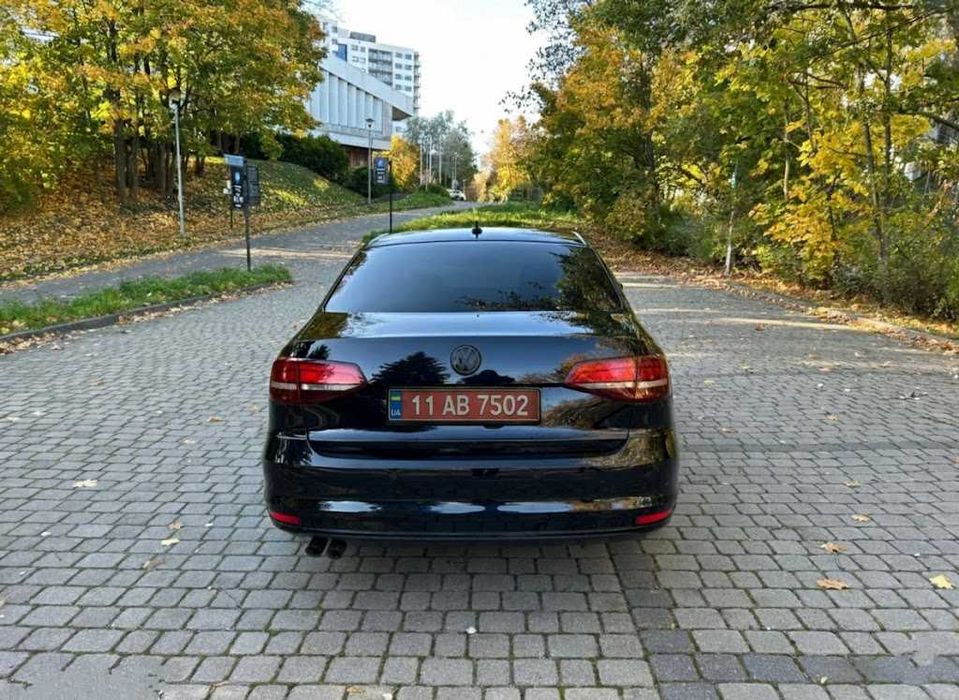 VW Jetta 2.0 TDI Дизель Автомат