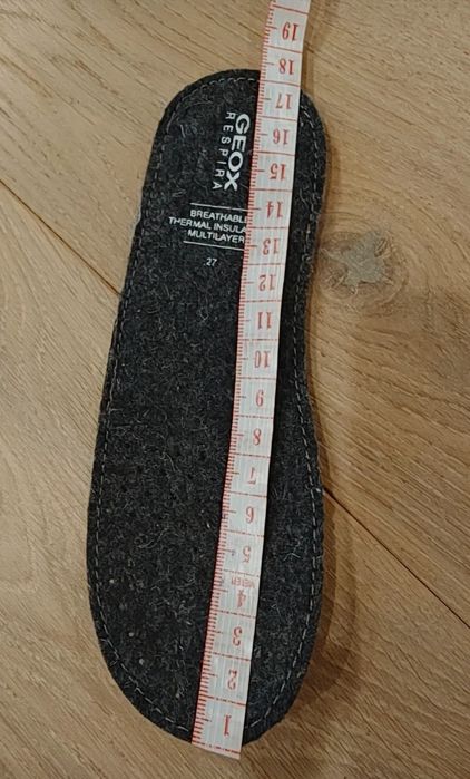 Гарні зимові черевички 26/27 Geox