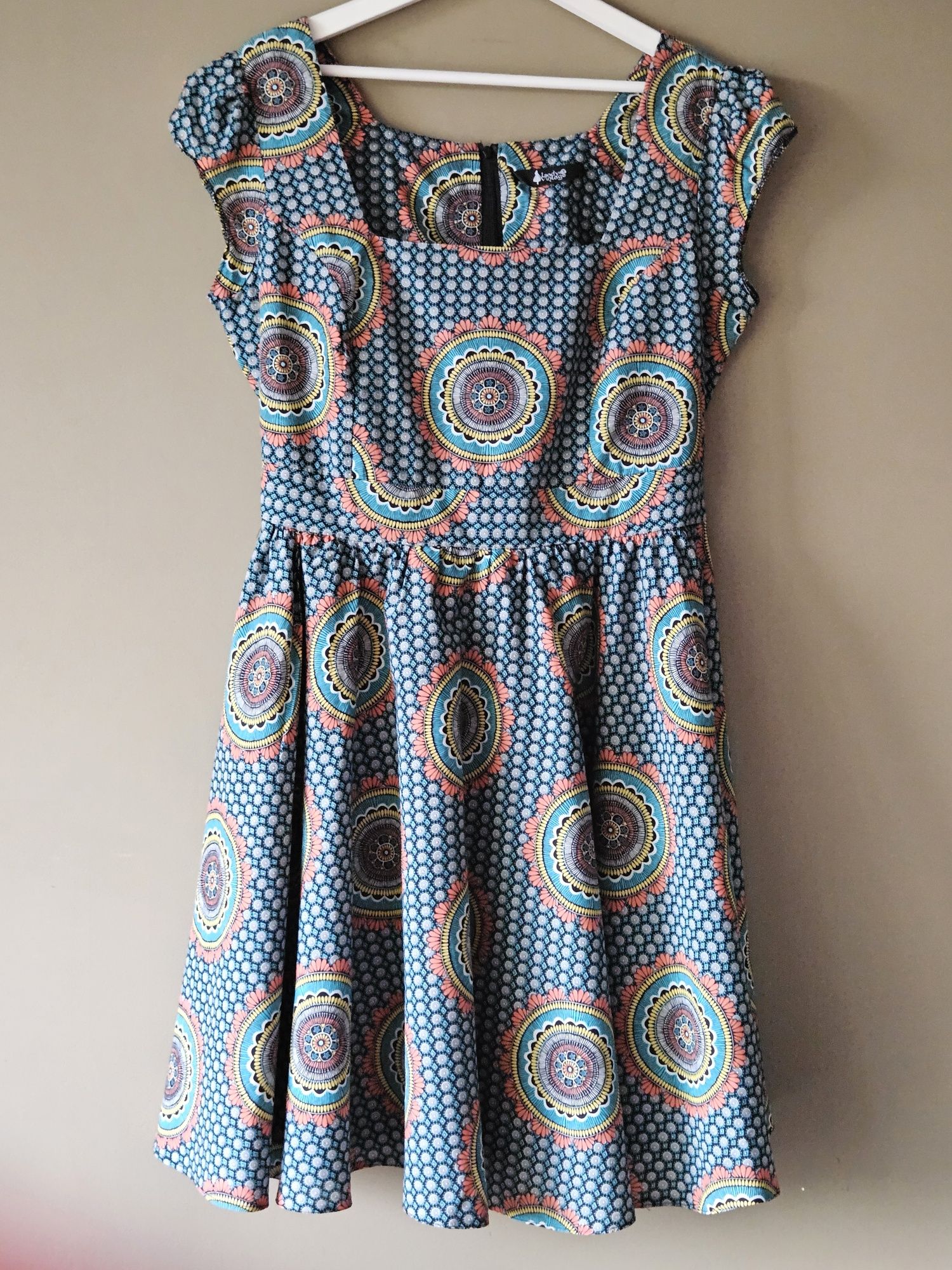 Sukienka na lato rozmiar 16 XL Lady Vintage