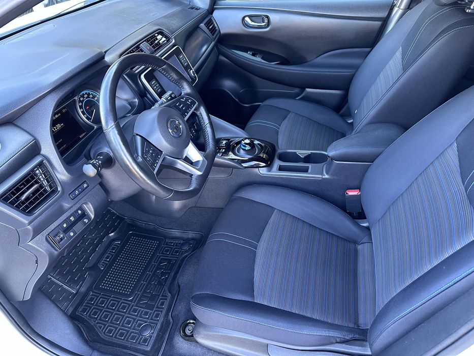 Продам Nissan Leaf 40 kwt