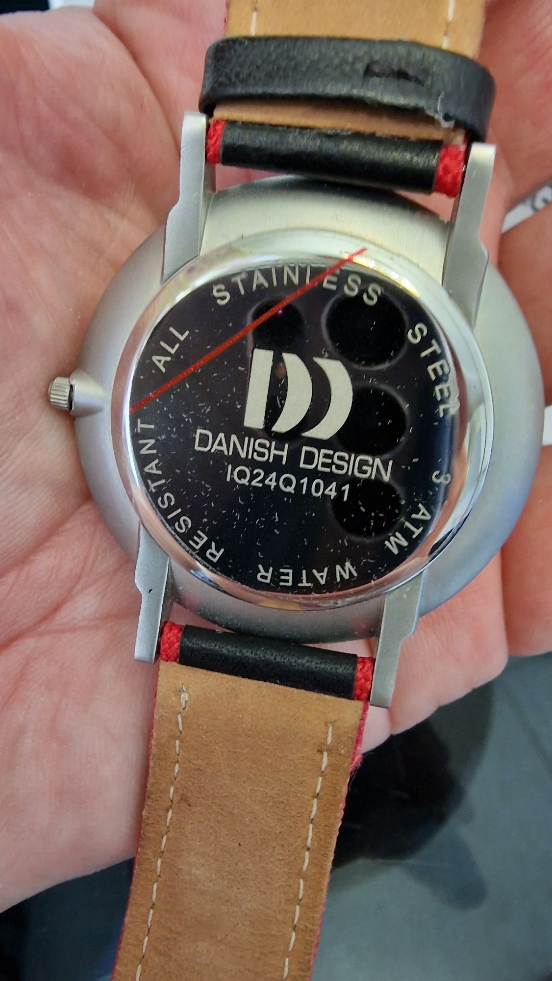 Часы DD Danish Desing