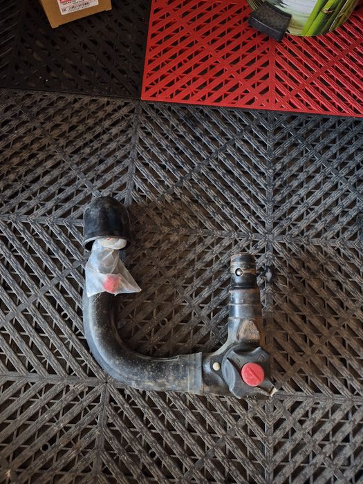 Kula haka kuga mk1 hak holowniczy