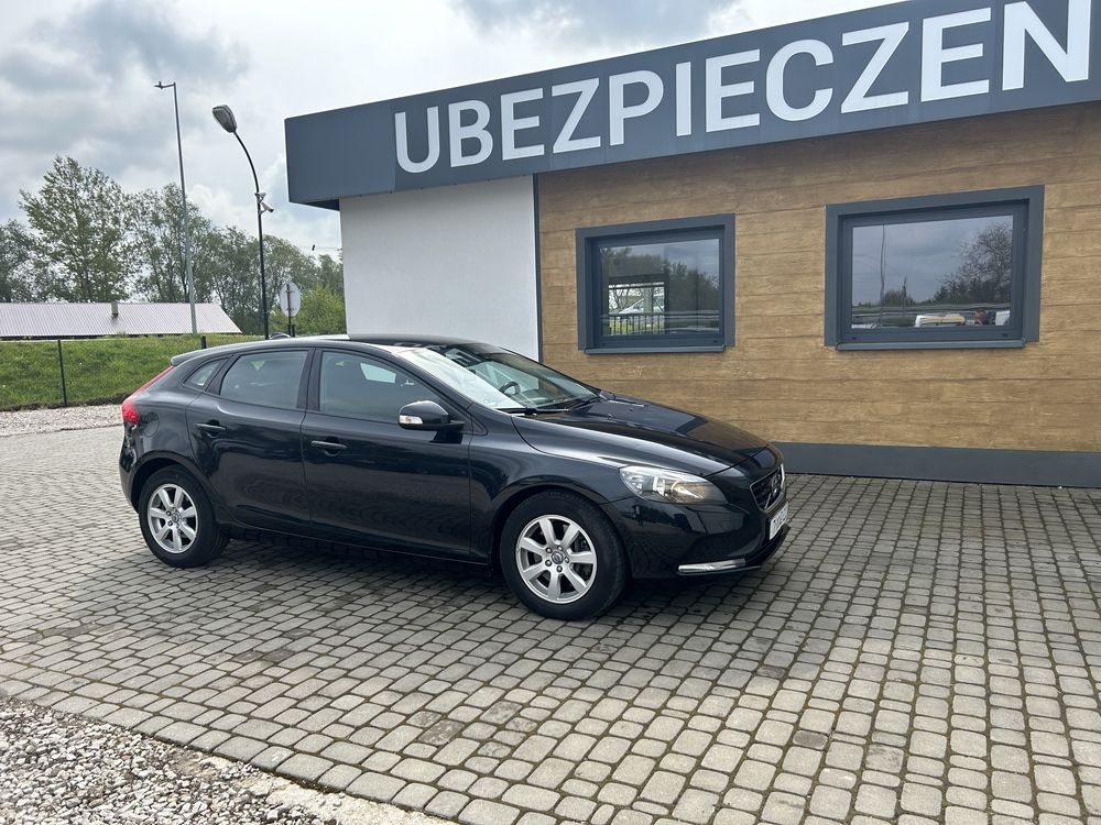 VOLVO V40 2.0 D4 190KM Kinetic Bezwypadkowy Hak