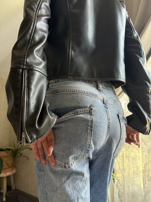 Продам куртку zara S джинси zara S
