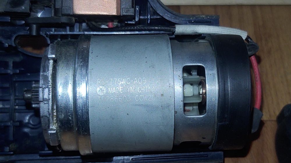 Шуруповерт AEG BS 12x бу.