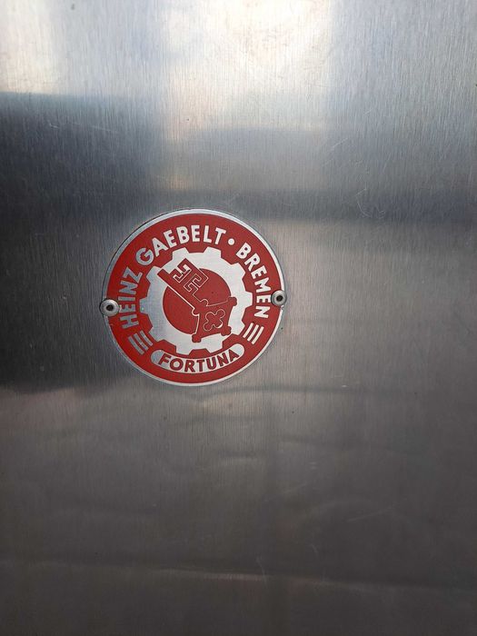 Automat do bitej śmietany Fortuna prod. Niemieckiej..