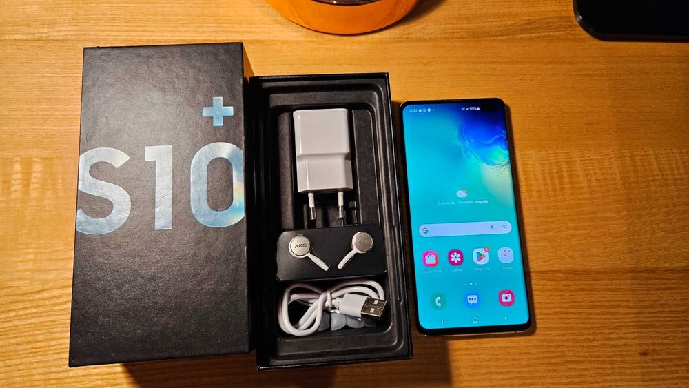 Samsung Galaxy S10+ , 128GB , 8 GB RAM
