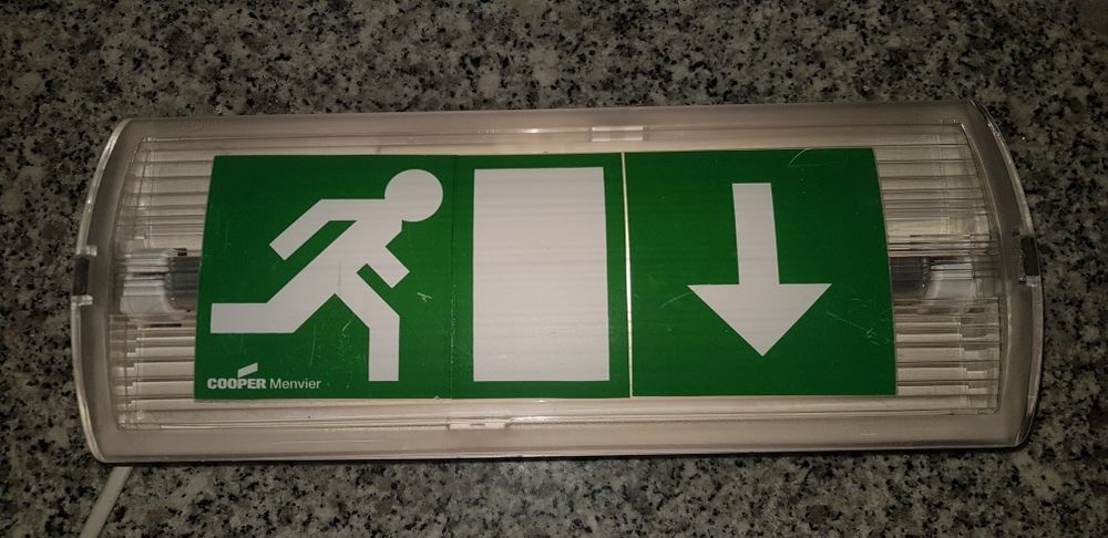 Sinaletica de emergência