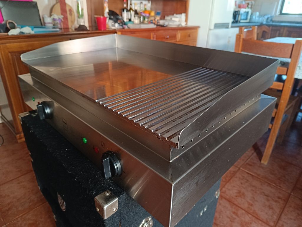 Vendo grelhador elétrico profissional