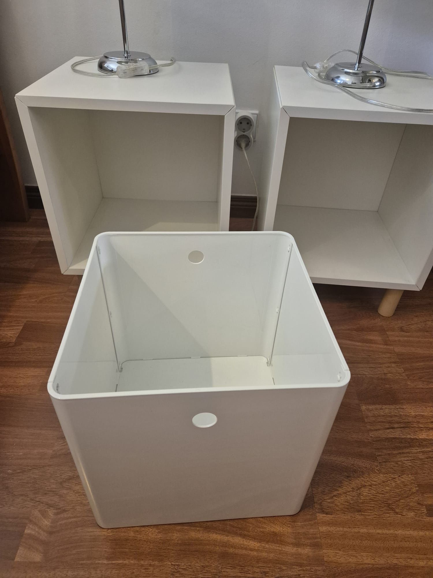 Mesas de Cabeceiras Eket Ikea