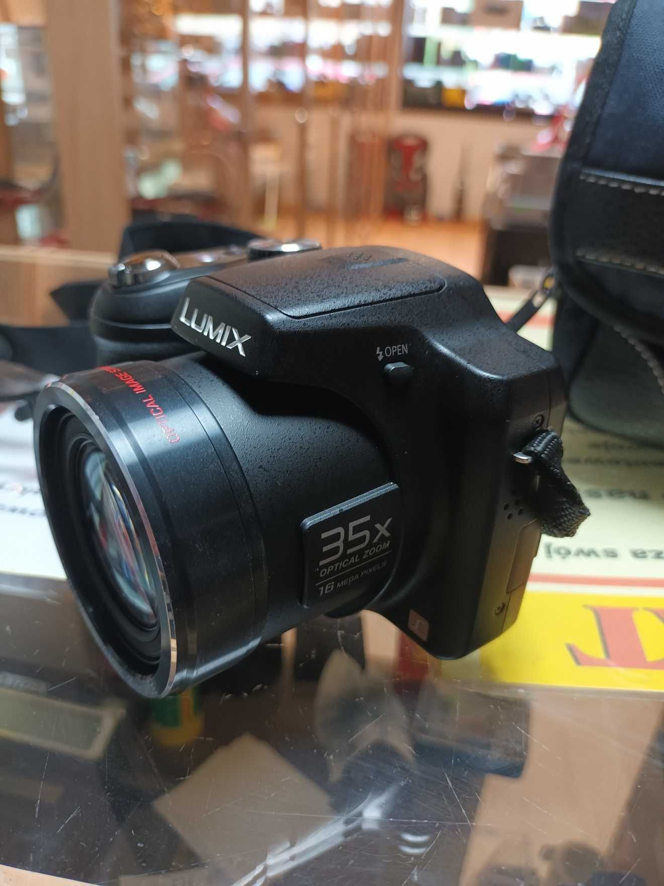 Aparat LUMIX Panasonic DMC-LZ30