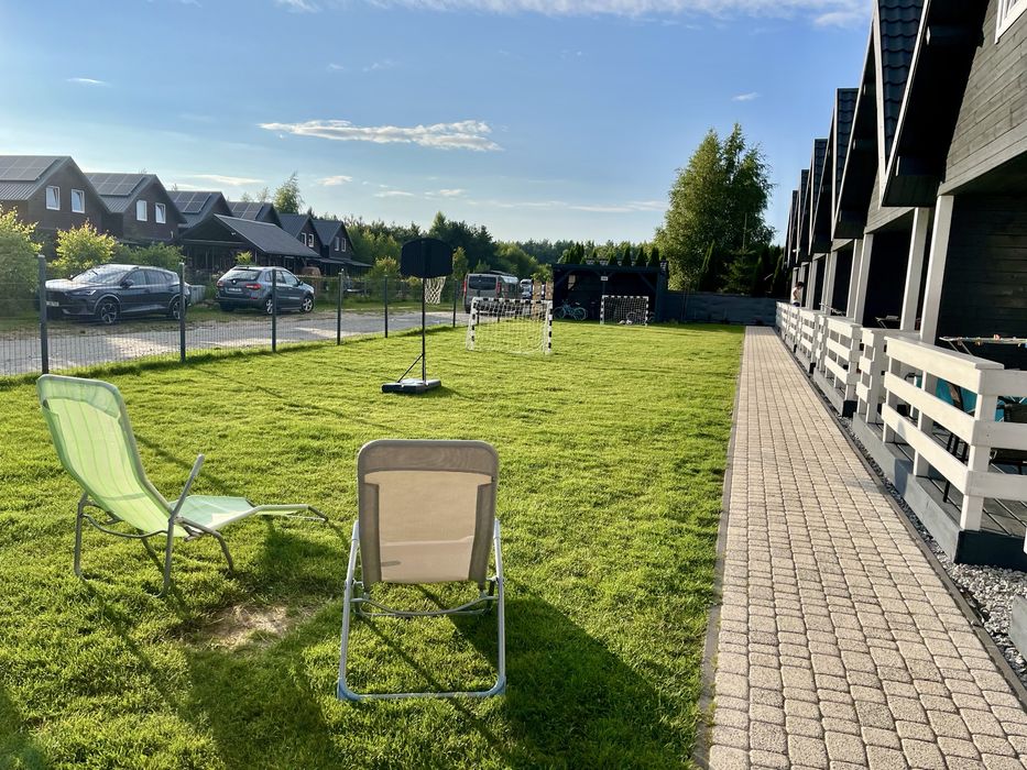 domek, domki nad morzem Wicie obok Darłowo, plac zabaw, morze