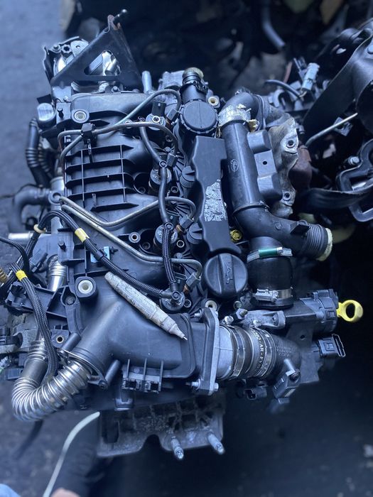Мотор 1.6HDI ford форд пежо фокус партнер 5008/3008 сітруєн