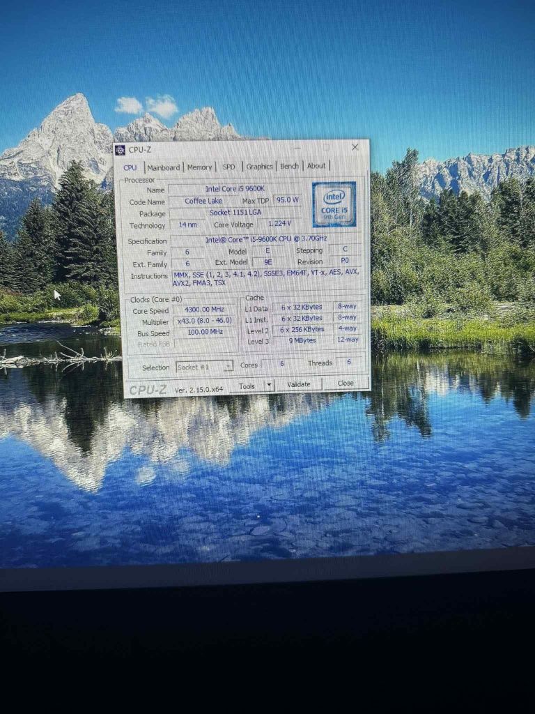 Komputer stacjonarny Intel i5-9600K/RTX  3060/32GB/3600 Mhz/1,5 TB